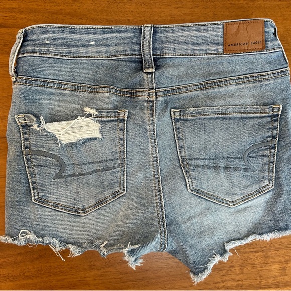 American Eagle “Super Stretch” Jean Shorts - Picture 2 of 3